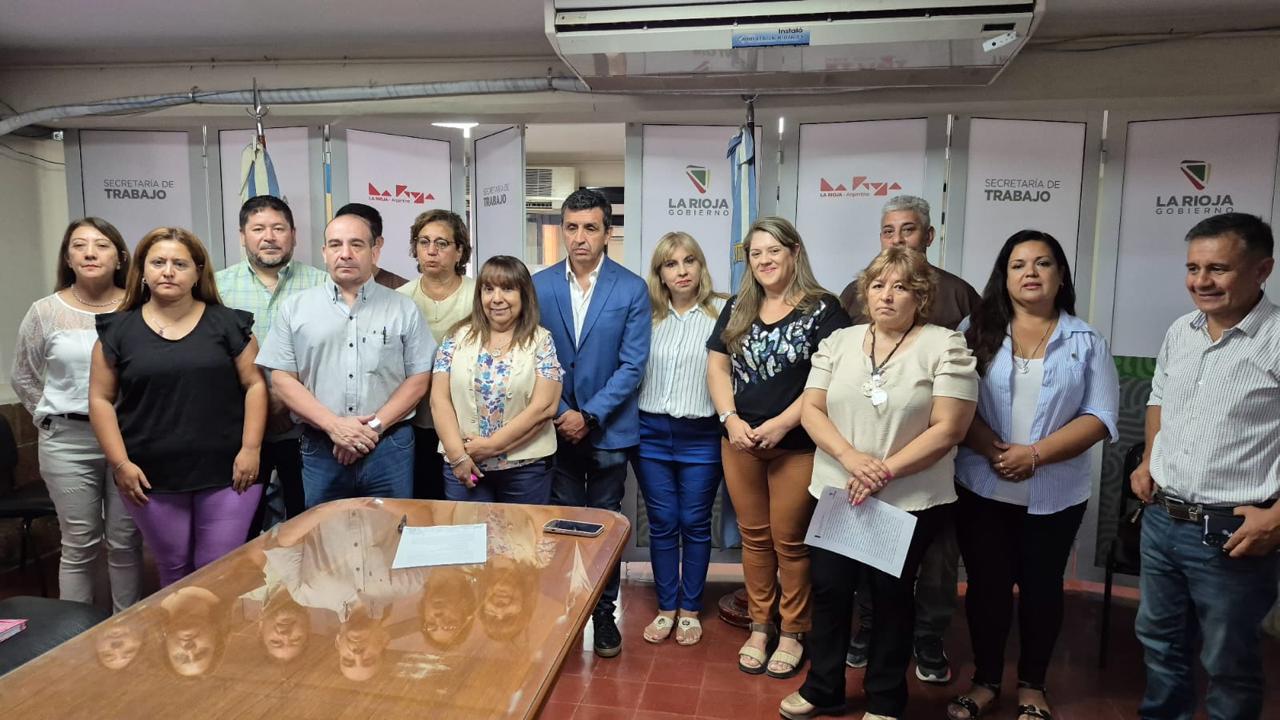 Anuncio Oficial. El Gobierno Provincial acordó en paritaria el nuevo aumento para los docentes.
