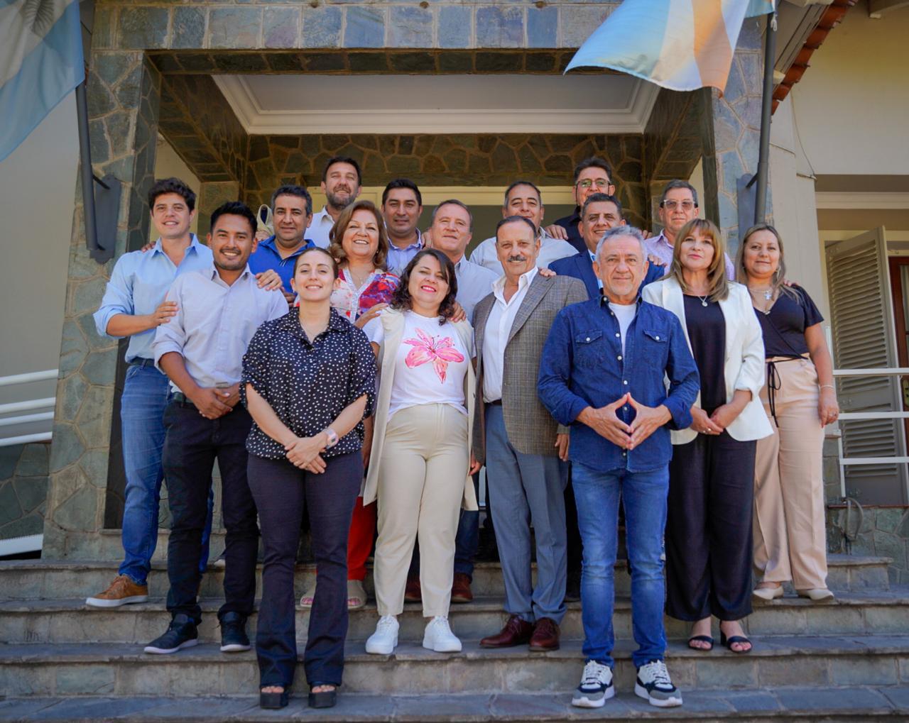 El gobernador se reunió con intendentes e intendentas donde tomaron definiciones conjuntas para el año 2025