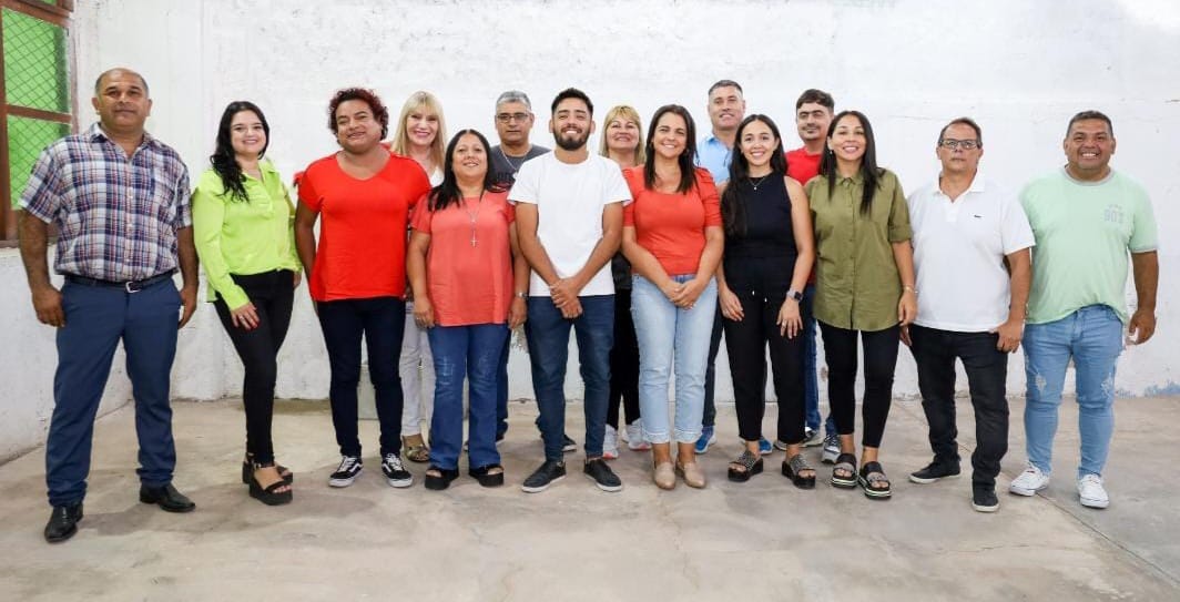 Kolina presentó a sus precandidatos a concejales por el Departamento Capital encabezados por Julieta Calderón 