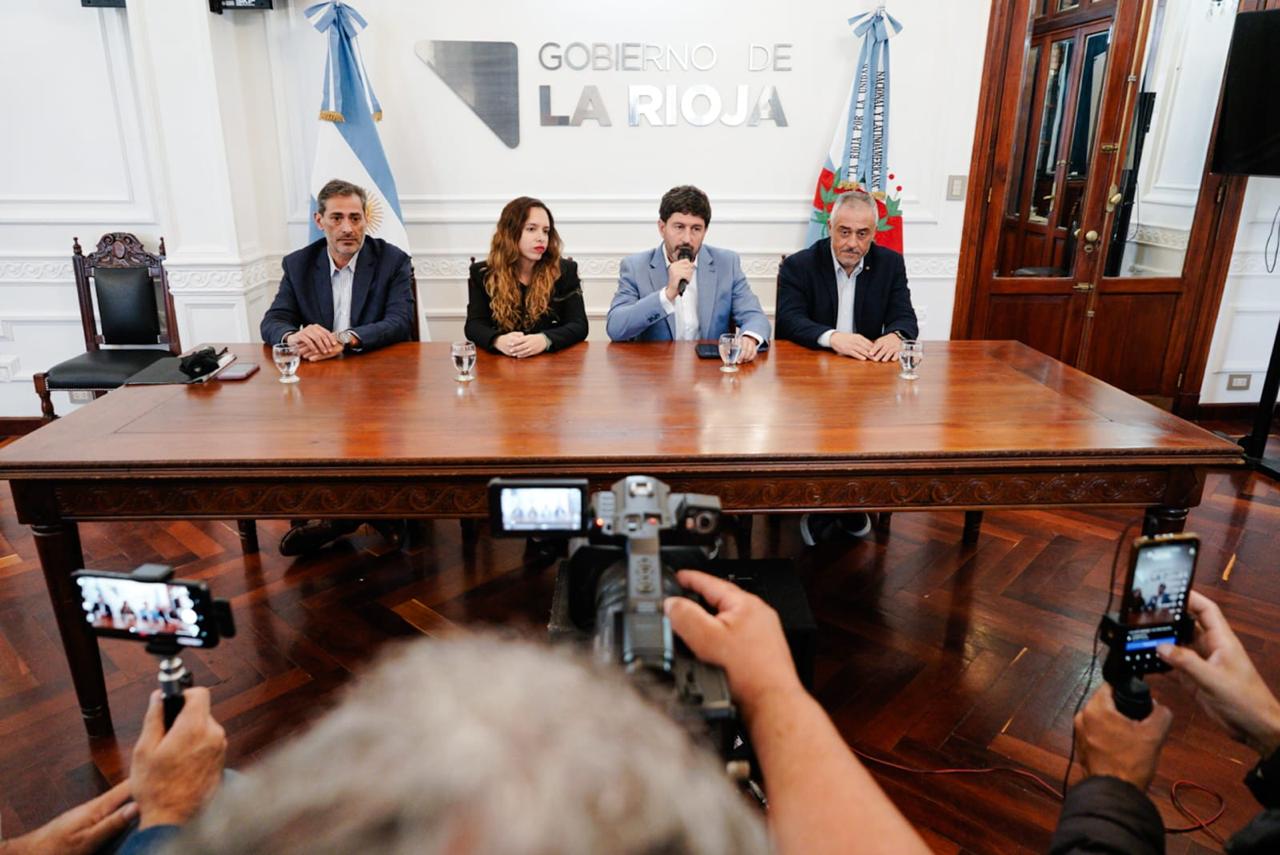 El Gobierno de La Rioja dio detalles sobre la misión minera en Canadá y la actualidad de la actividad en la provincia.