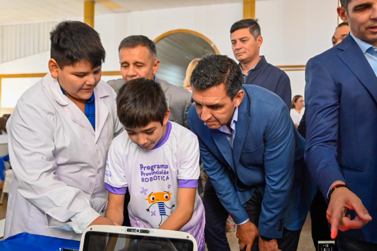 Educación lanzó el Programa Provincial de Robótica en Chilecito 