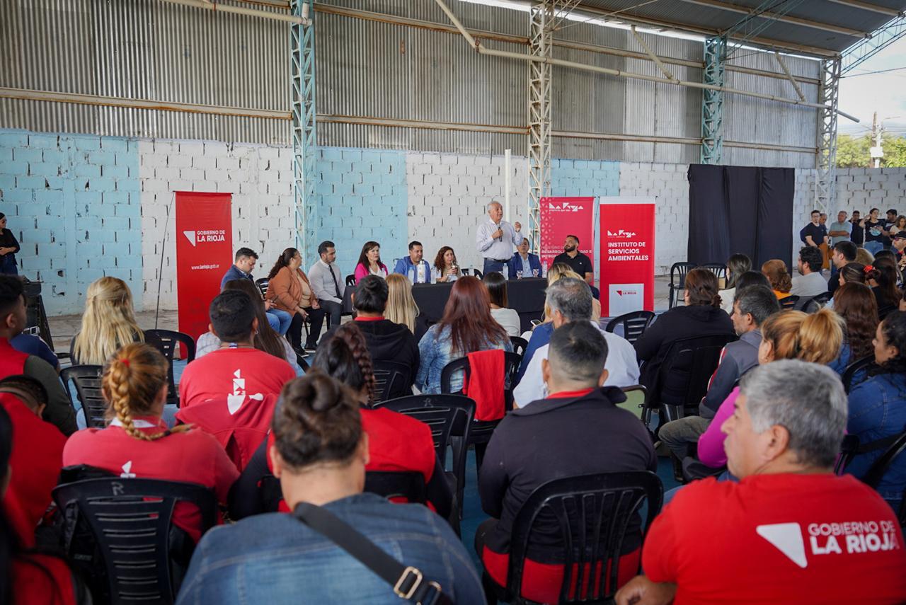 400 operadores territoriales se capacitan para sumarse a las tareas contra el dengue.