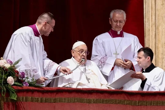 Francisco I clamó por libertad religiosa y paz mundial en su mensaje de Pascua