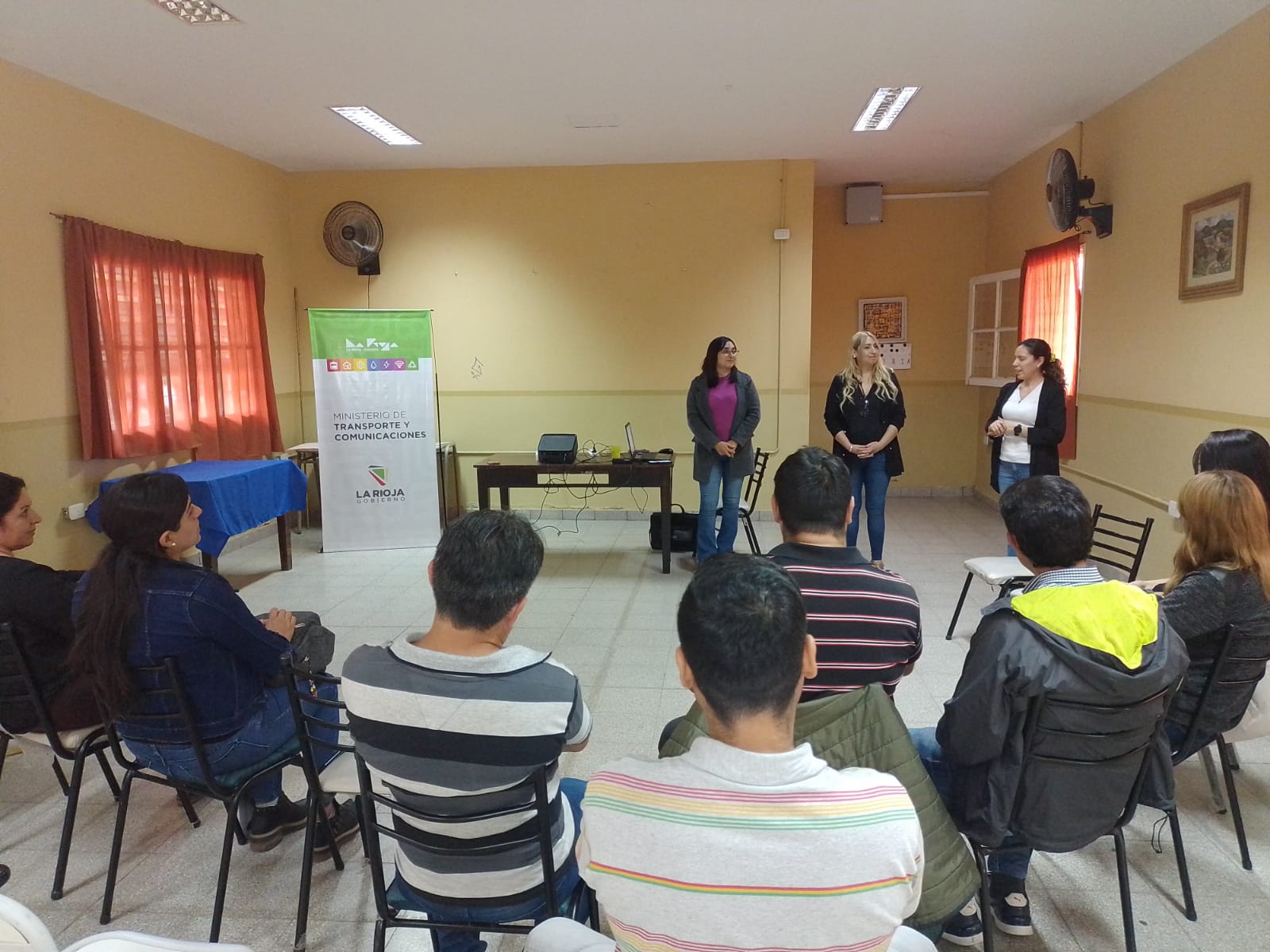 Docentes de la EPET N° 1 se capacitaron en alfabetización digital