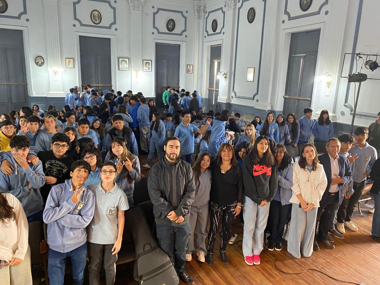 Mas de 6.500 estudiantes prometerán por primera vez Lealtad a la Constitución de la Provincia.