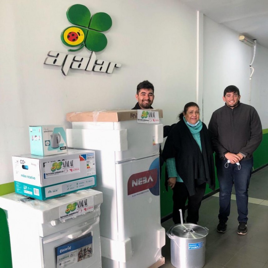 AJALaR continúa brindando respuestas a organizaciones barriales