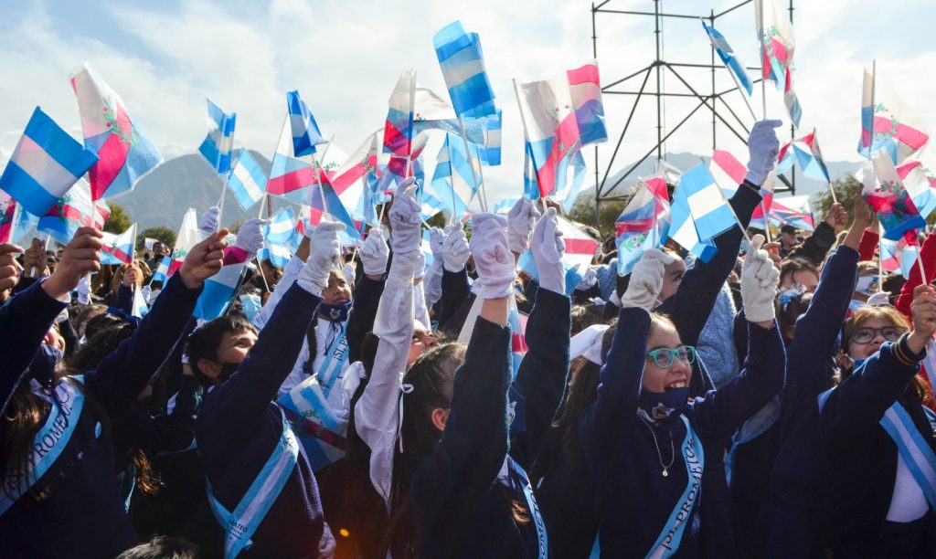 Este miércoles se realizará la promesa de lealtad a la bandera con alumnos de toda la provincia