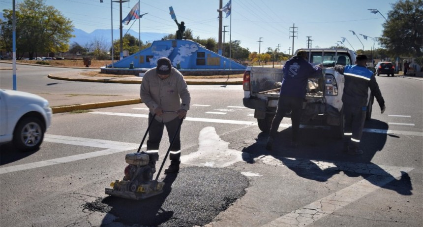 El Municipio realiza el mejoramiento de calles 