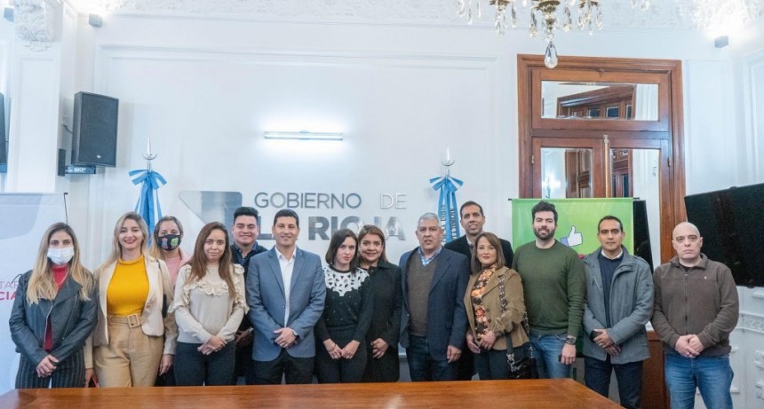 Se concretó la firma de un convenio marco entre AJALAR y la Secretaría de Justicia