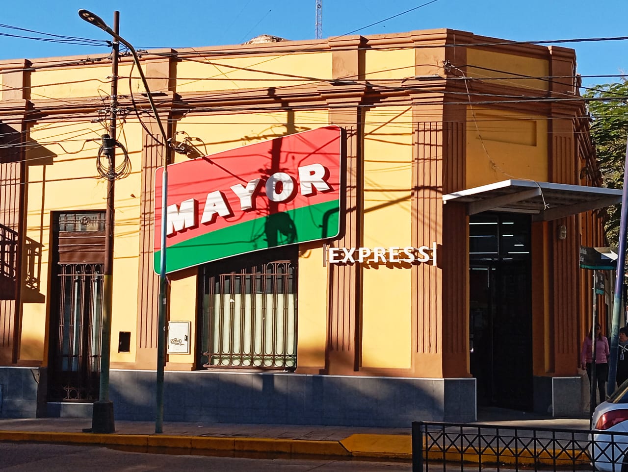 Grandes empresas y comercios de La Rioja comenzarán a recibir los Bonos de Cancelación de Deuda Chachos.