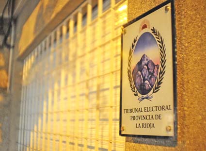 Elecciones Provinciales: 8 alianzas se presentaron para los comicios del 26 de octubre