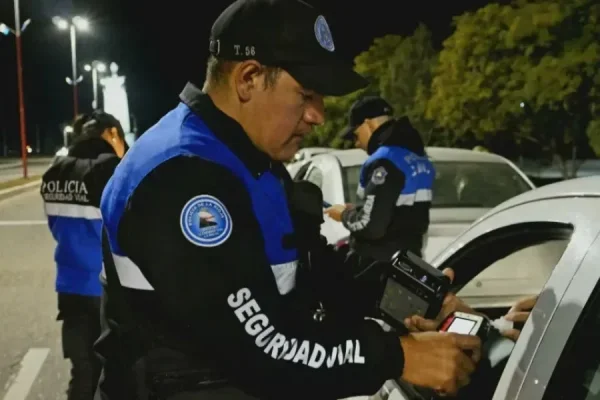 Actualizan los valores de las multas por alcoholemia y falta de casco   