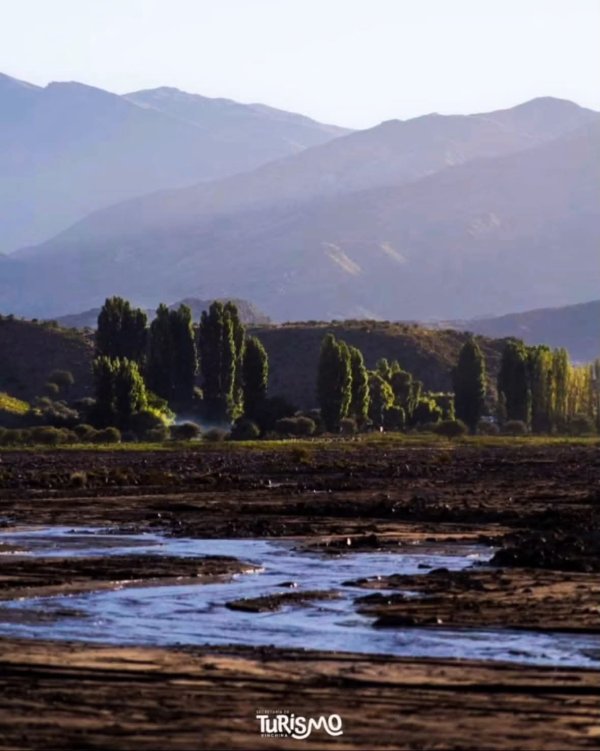 Valle Hermoso, Vinchina rechaza extranjerizaci&oacute;n de la tierra