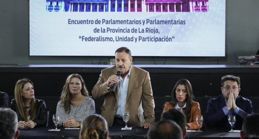 El gobernador encabezó la apertura del  Encuentro de Parlamentarios y Parlamentarias