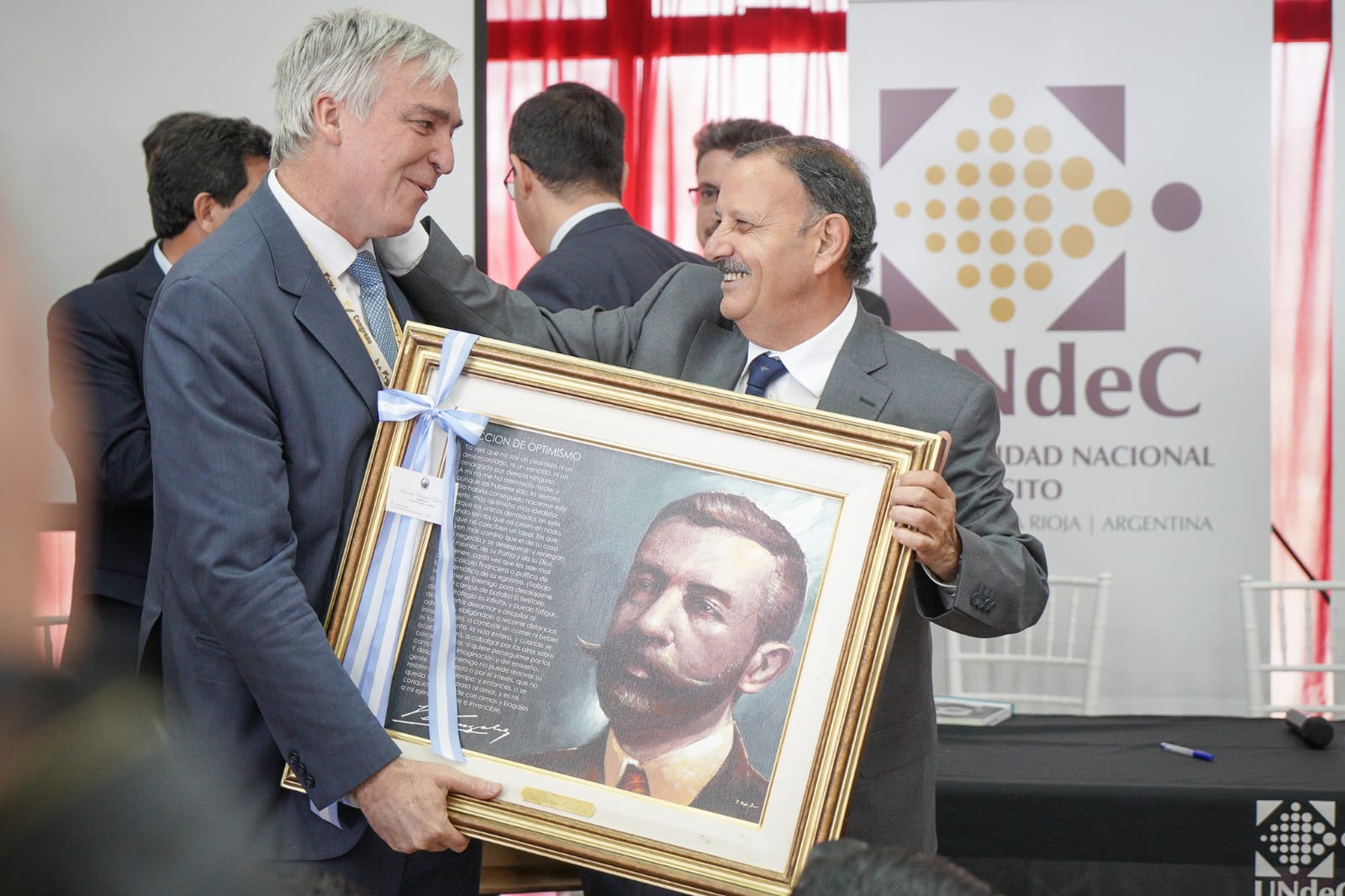 El Gobernador participó del 1º Congreso Latinoamericano de Historia donde defendió la educación pública