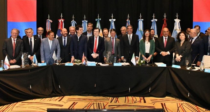 Se reúnen los gobernadores del Norte Grande en Santiago del Estero