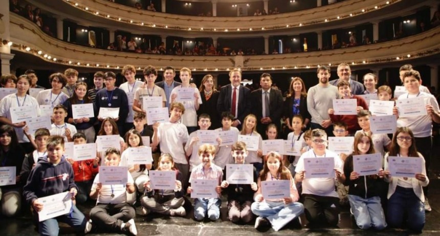 Destacada participación de estudiantes riojanos en las olimpiadas de Matemática