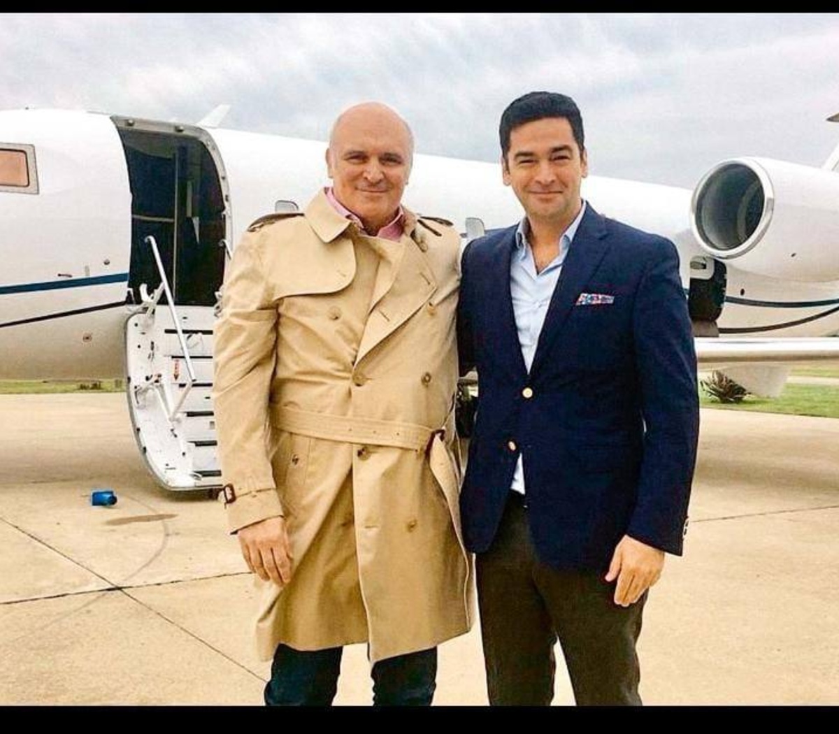 Acorralado, Espert admitió haber recibido los 200 mil USD y mantiene su candidatura.