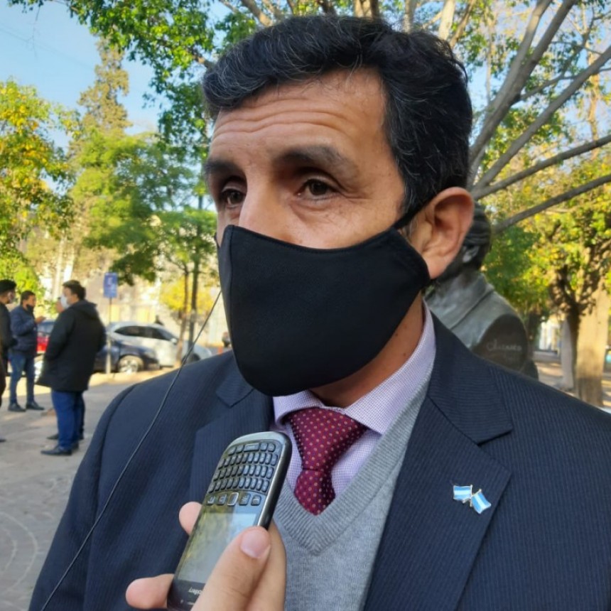 “Necesitamos reconocer a la docencia, pero también el derecho a la educación de los estudiantes”