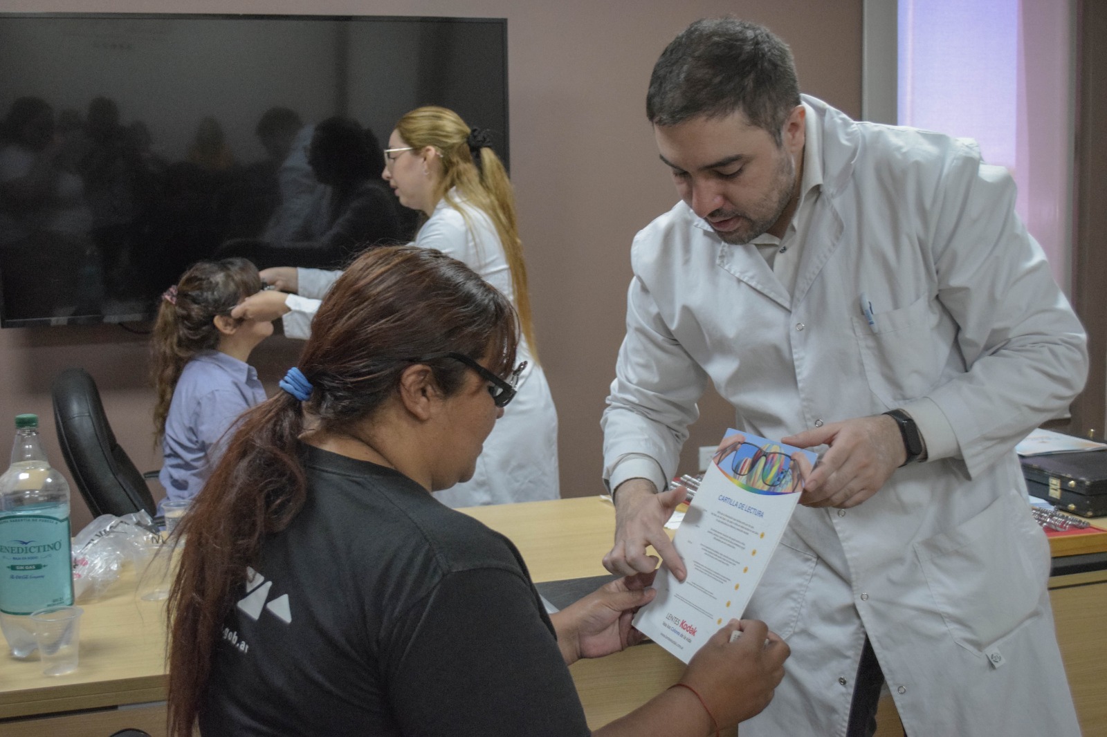 A través del Programa Nacional Mirarnos, se intensifican los operativos oftalmológicos.