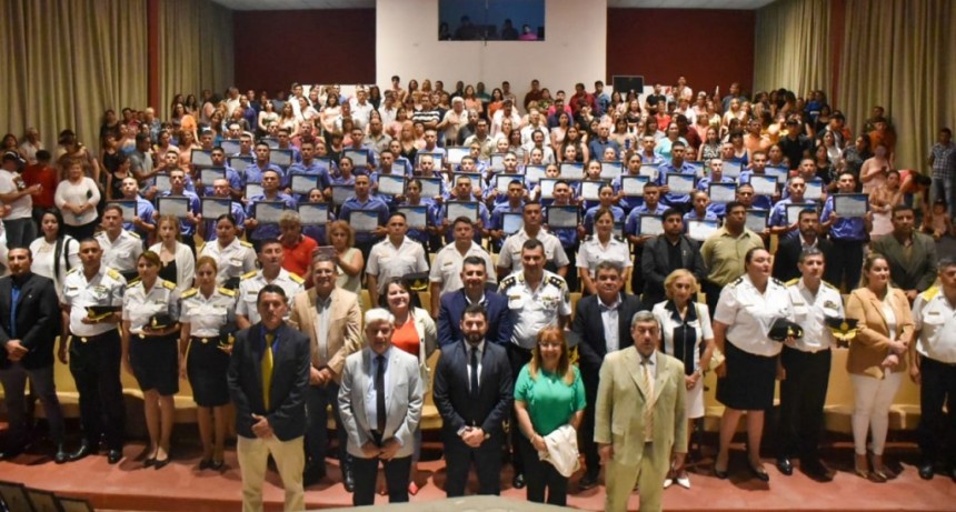 El Gobierno designo 50 nuevos agentes policiales para Rosario Vera Peñaloza 