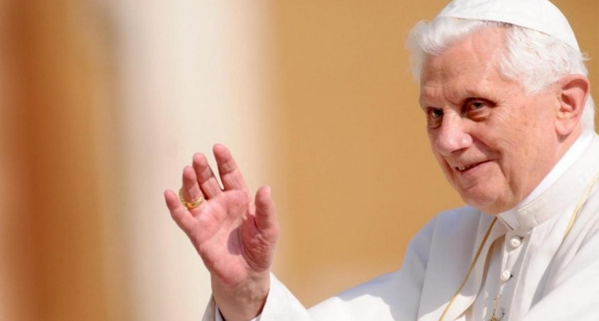 Falleció Benedicto XVI: El Papa que combatió en la Segunda Guerra Mundial