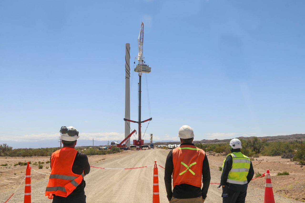 Inició el montaje de los nuevos aerogeneradores en el Parque Arauco.